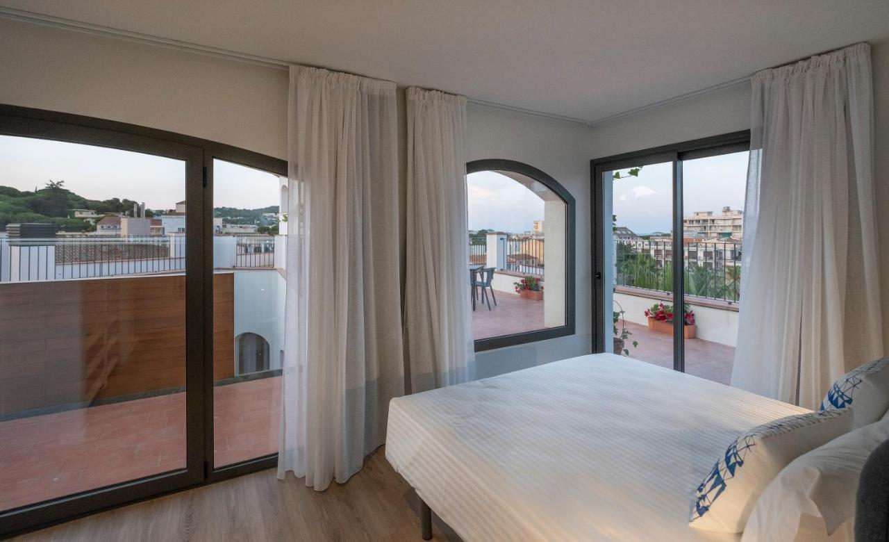Cliper Apartments By Escampa Hotels Platja d'Aro Exteriör bild